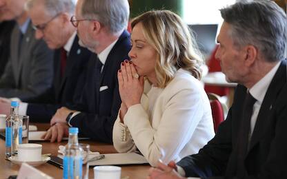 epaselect epa11935072 (L-R) Norwegian Prime Minister Jonas Gahr Store, Czech Prime Minister Petr Fiala, Italy s Prime Minister Giorgia Meloni  and Dutch Prime Minister Dick Schoof attend a plenary meeting as European leaders gather for a summit on Ukraine at Lancaster House in London, Britain, 02 March 2025. The British prime minister is hosting a summit of European leaders in London to discuss the ongoing war in Ukraine.  EPA/NEIL HALL/POOL