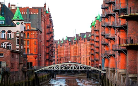 3ETJPP5 Traditional brick warehouses in Speicherstadt district, Hamburg