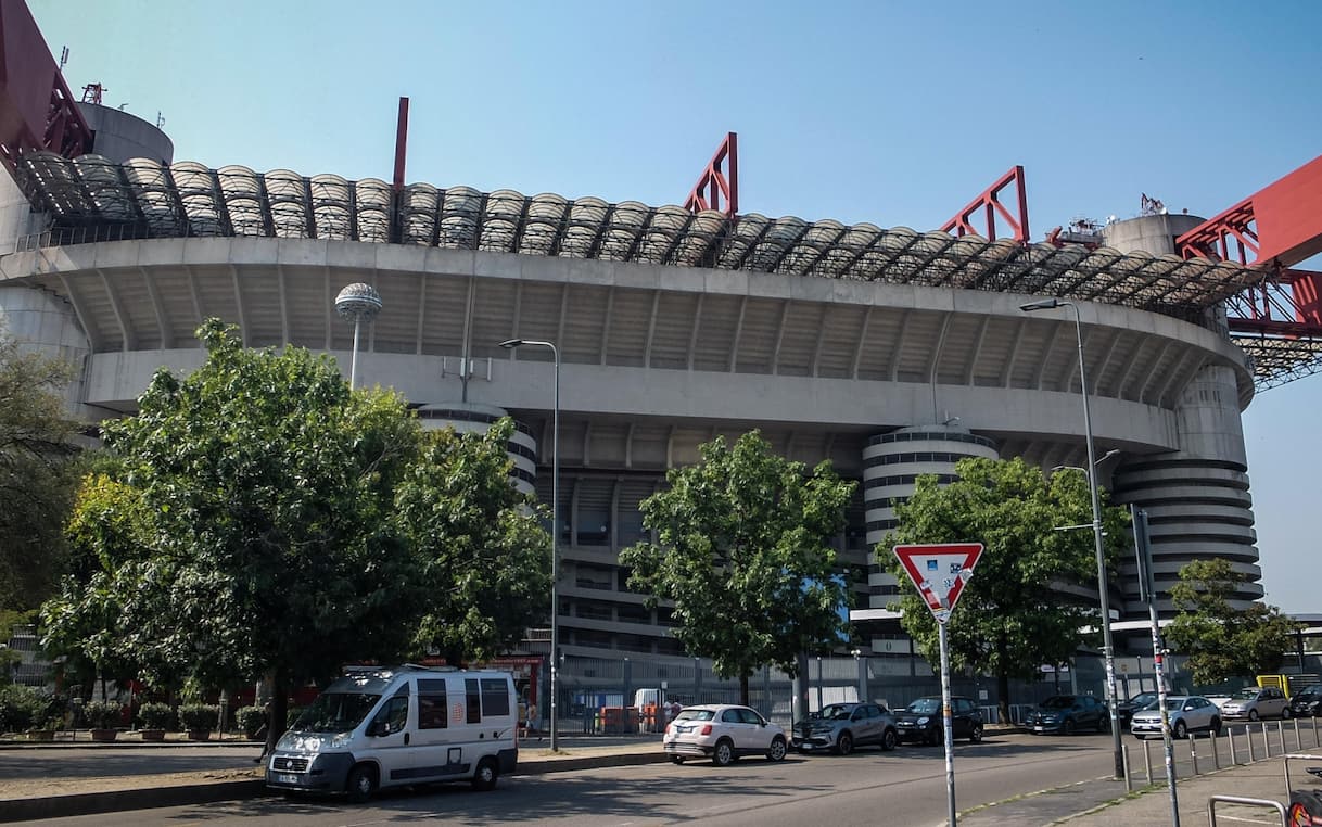Vendita stadio San Siro a Milan e Inter, 9 indagati per turbativa d ...