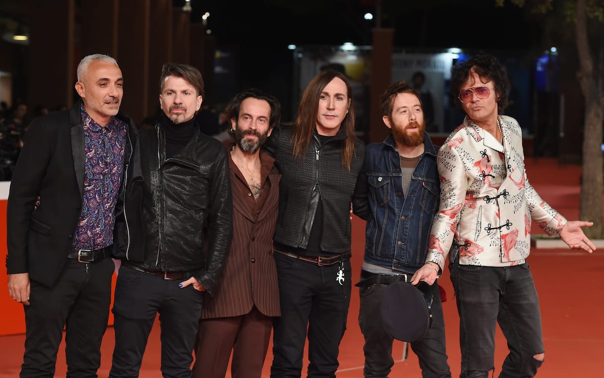 Gli Afterhours tornano in tour nel 2027 | Sky TG24