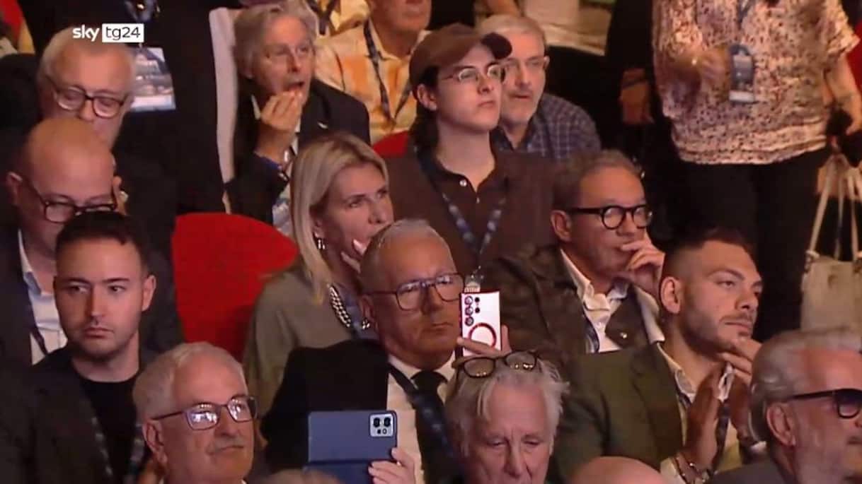 Vannacci chiude l’assemblea di Futuro Nazionale a Roma: Video Sky TG24