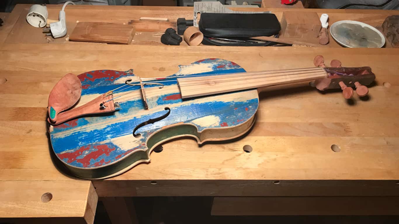 Riccardo Muti e l'Orchestra Cherubini nel carcere di Milano-Opera per il concerto con gli "strumenti del mare"