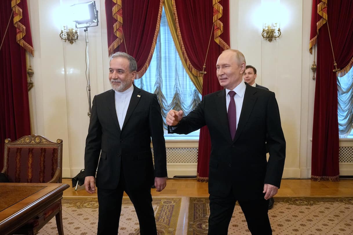 Russia and Iran Strengthen Strategic Ties Amid Rising Global Tensions
