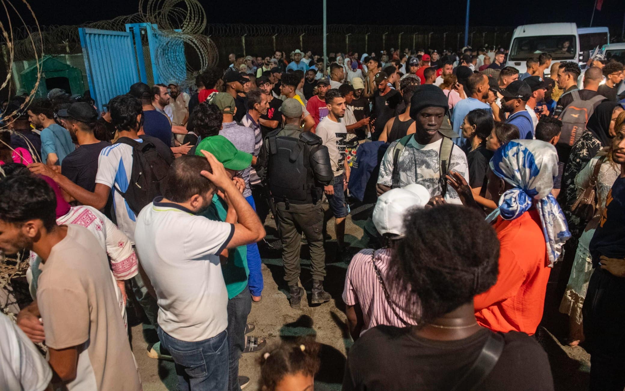 Migration emergency in Ceuta: thousands of arrivals from Morocco