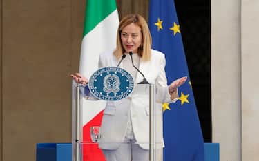 Il presidente del Consiglio Giorgia Meloni a Palazzo Chigi durante la cerimonia del Premio Maestro dell'arte della cucina italiana, Roma 26 Aprile 2025. ANSA/GIUSEPPE LAMI