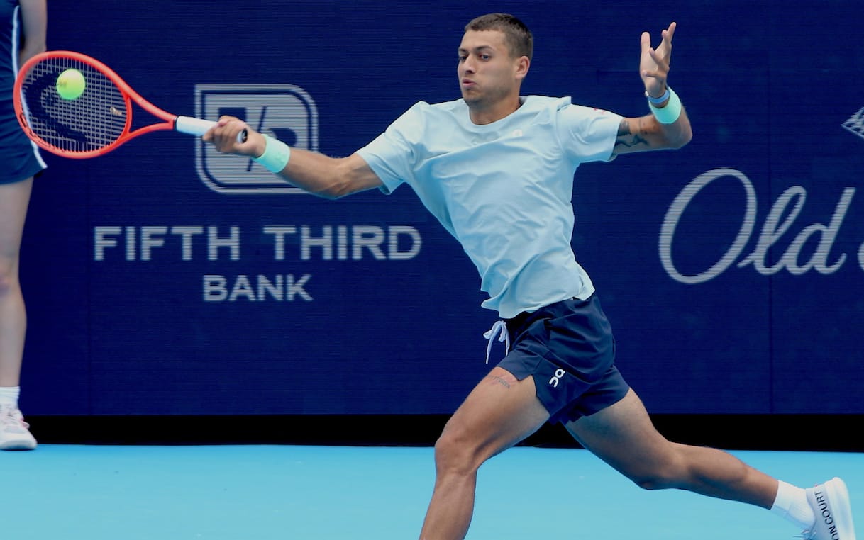 Cincinnati: Fils Defeats Cobolli in Straight Sets to Reach Semifinals