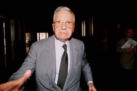  Licio Gelli in una foto del 1997.L'evasione del boss della 'ndrangheta di San Luca Antonio Pelle, fuggito dall'ospedale di Locri dove era ai domiciliari, non è un caso isolato. La storia, infatti, insegna che dagli ospedali, ma anche dal carcere, fuggire non è impossibile.ANSA Naccari