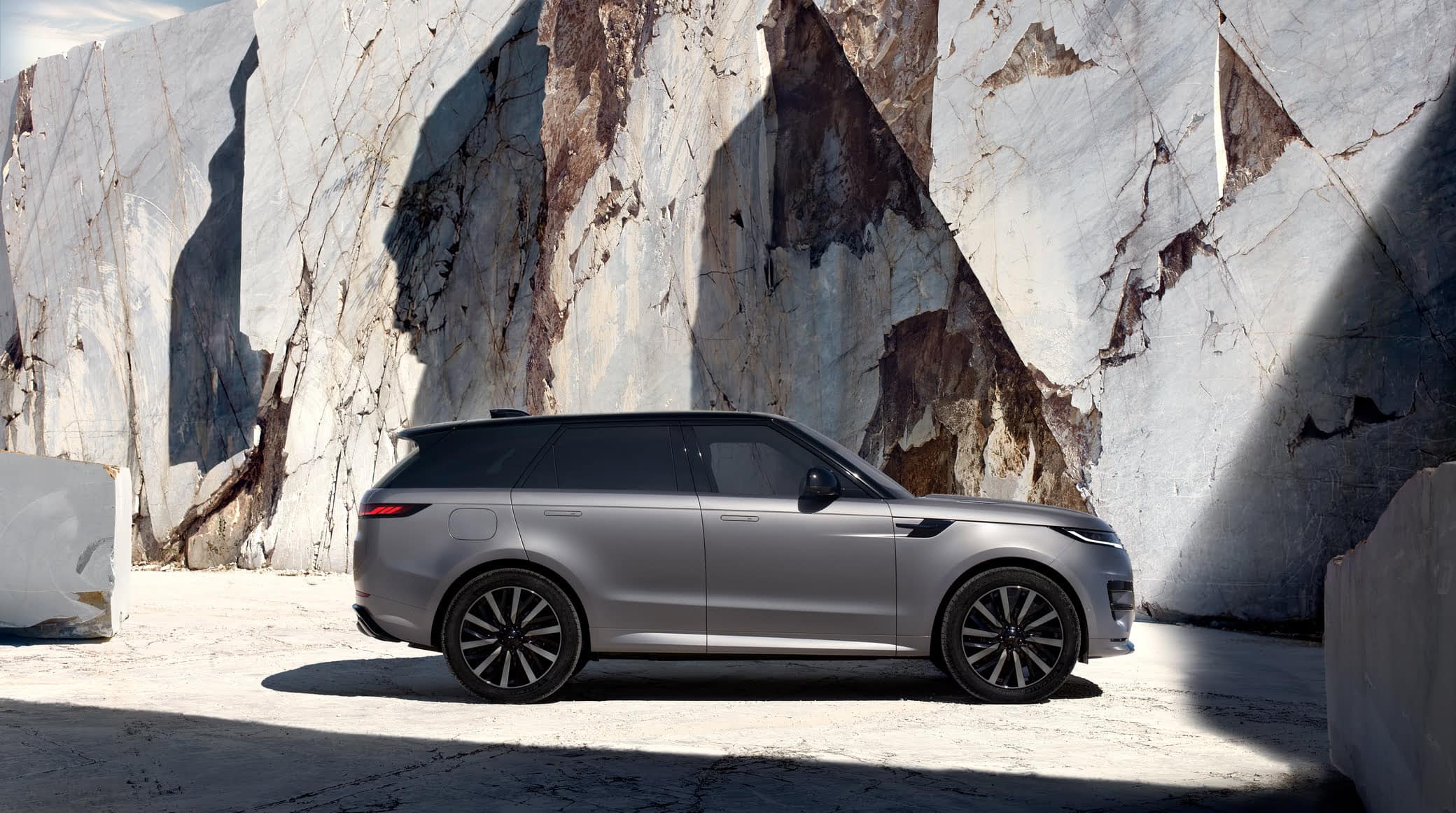 Range Rover Sport Electric