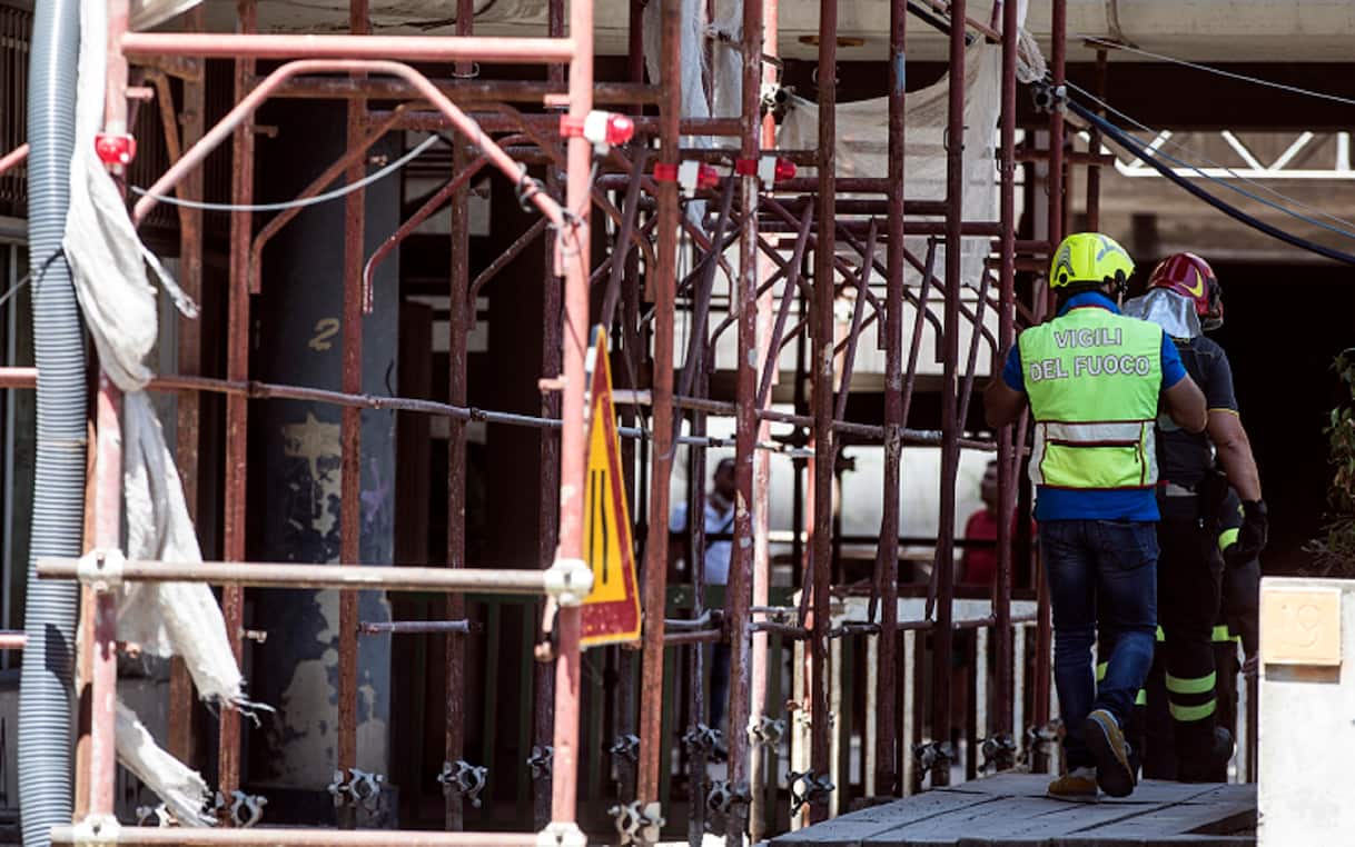 Incidente sul lavoro a Potenza, cade da impalcatura cantiere. Morto un ...