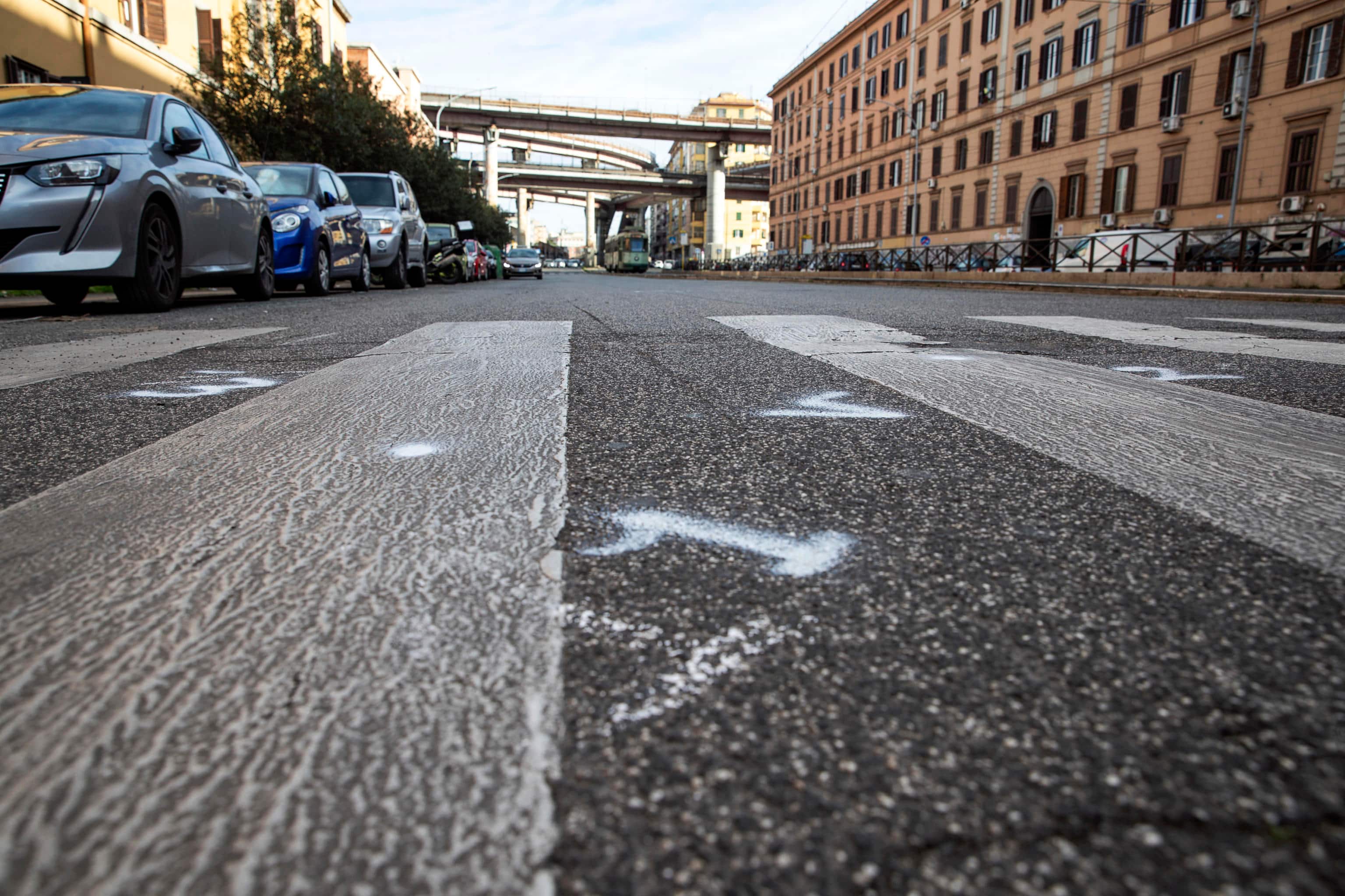 Incidente bici-moto a Roma