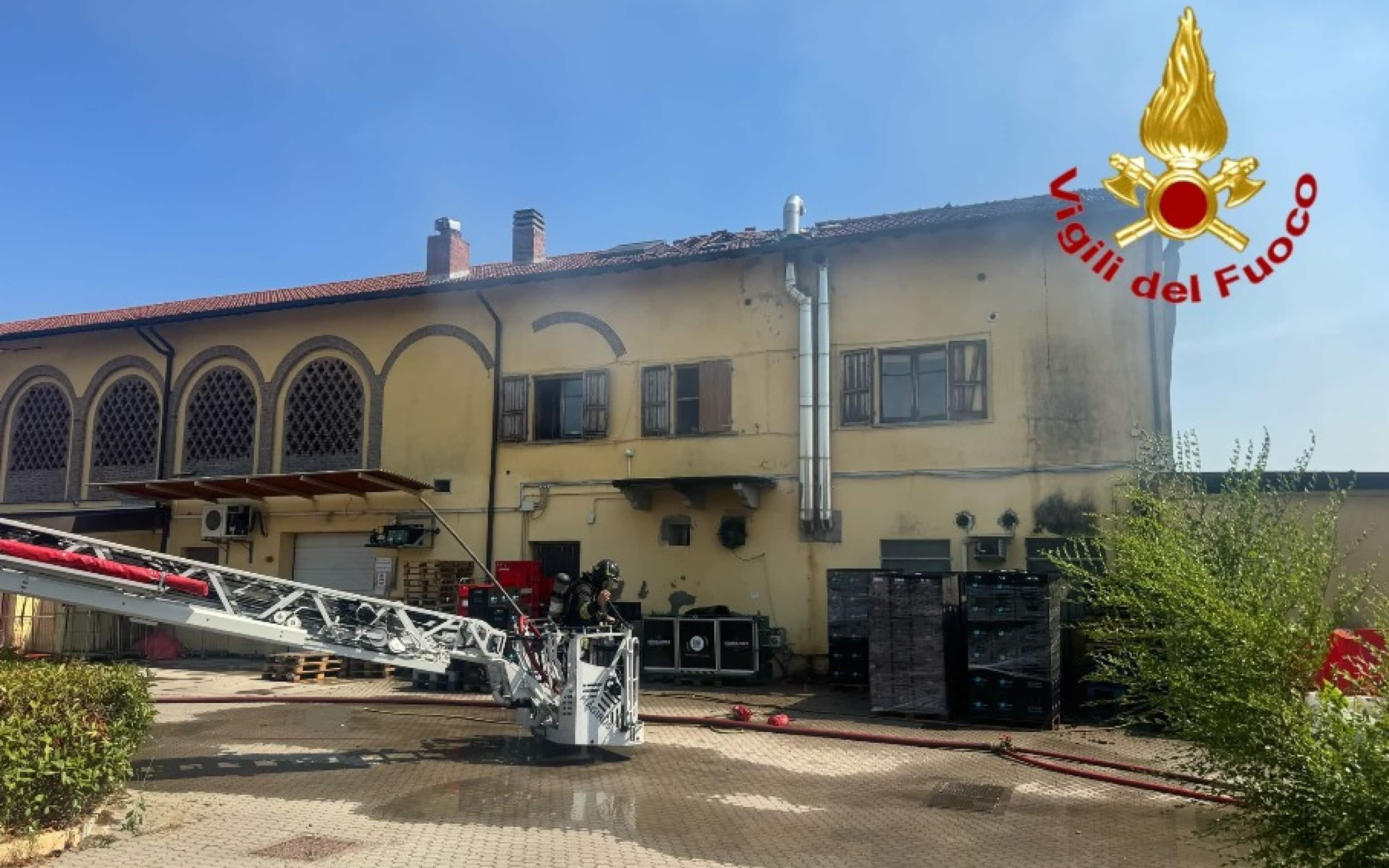 Incendio all'agriturismo "L'Agricola"