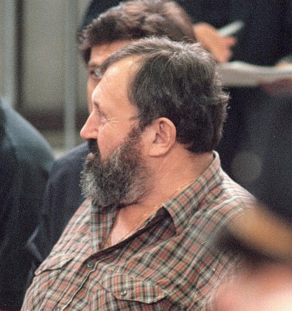 Una foto del 20 maggio 1997 di Giancarlo Lotti oggi nell'aula bunker di Santa Verdiana durante la prima udienza del processo ai cosiddetti  "compagni di merende " nell'inchiesta su il "Mostro di Firenze".  ANSA/TO