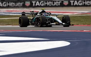 Mercedes' Italian driver Kimi Antonelli races during the United States Formula One Grand Prix at the Circuit of the Americas in Austin, Texas, on October 25, 2026. (Photo by RONALDO SCHEMIDT / AFP)