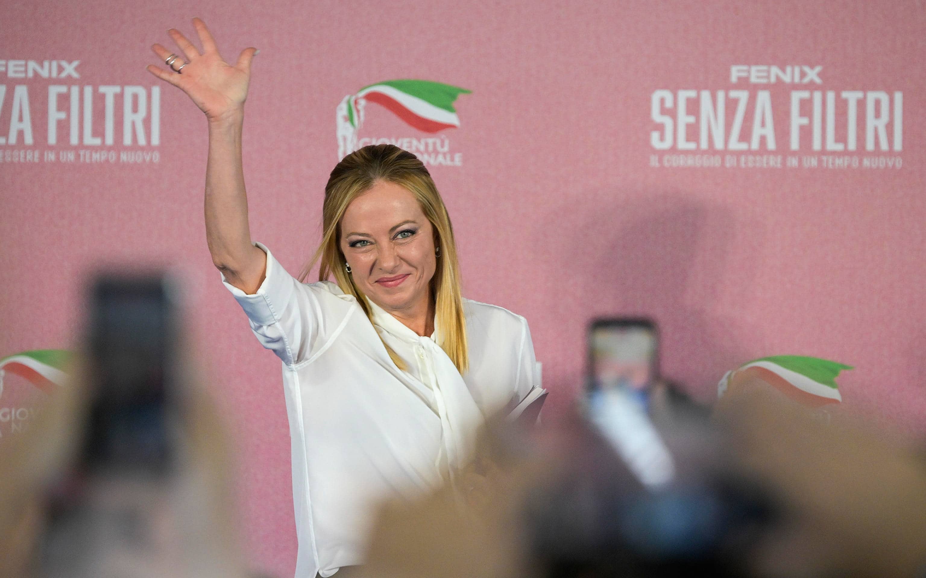 La premier Meloni dal palco di Fenix
