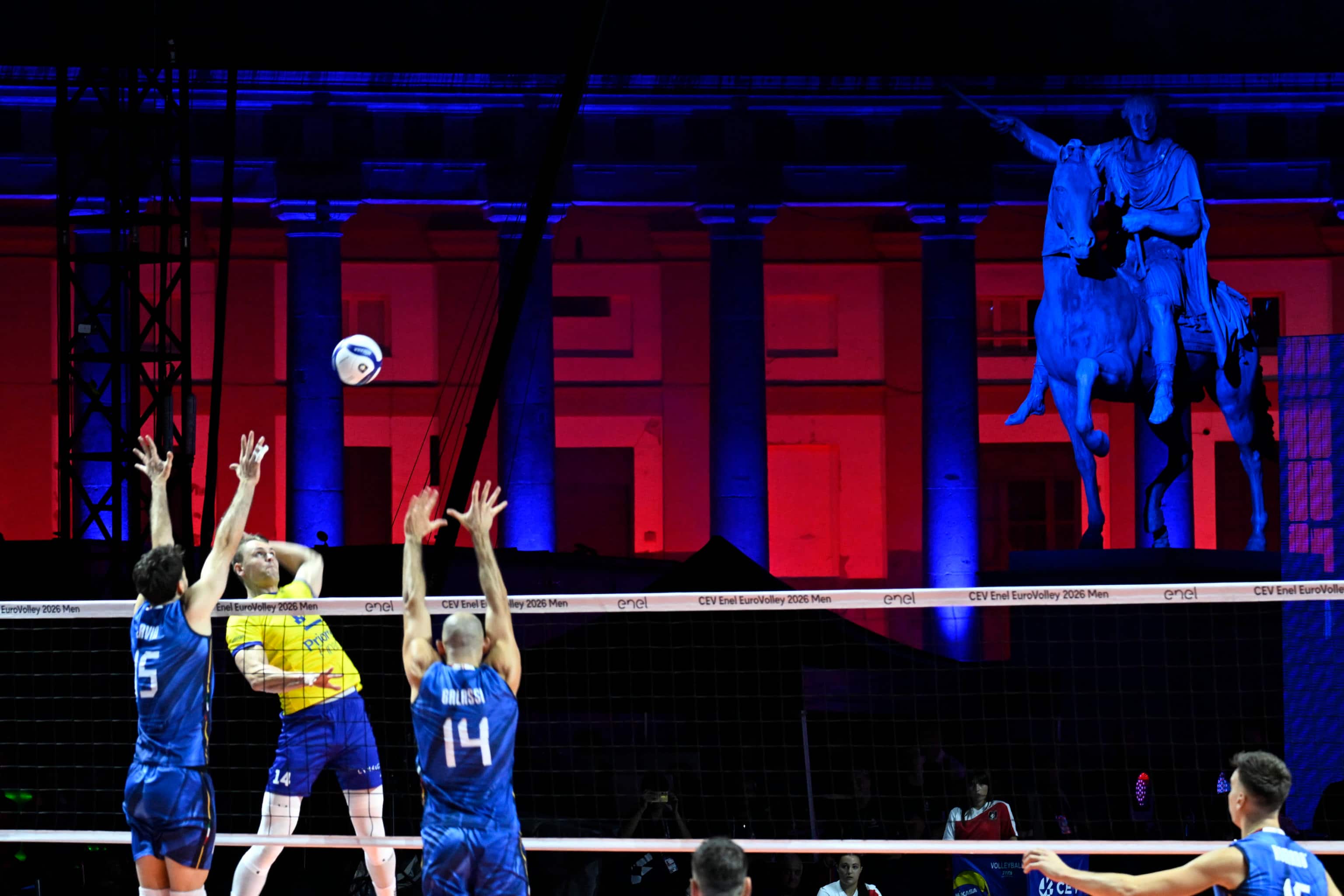 View of the court during the CEV EuroVolley 2026 Men opening match between Italy and Sweden, in Piazza del Plebiscito, Naples, Italy 10 September 2026. ANSA/CIRO FUSCO