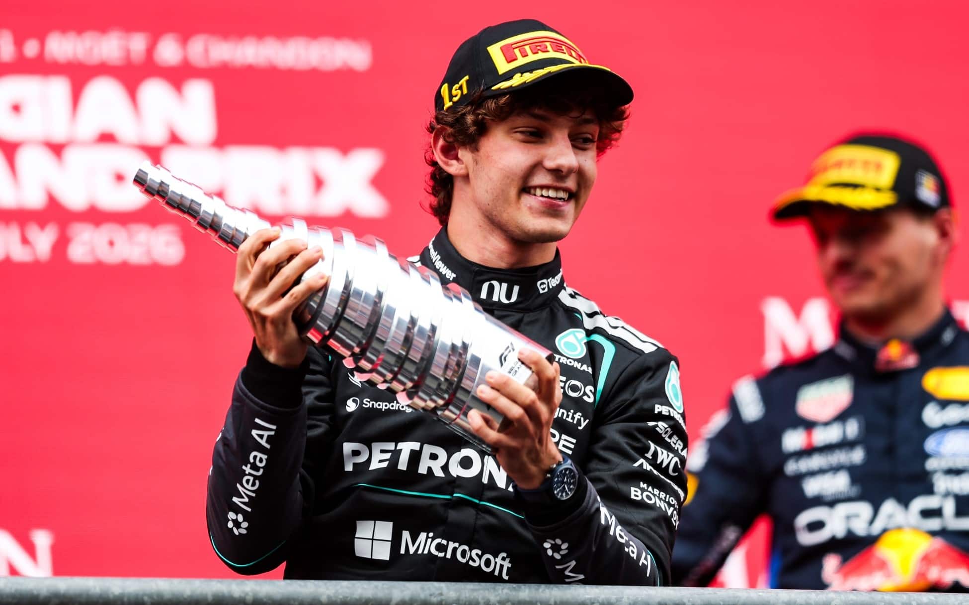 F1 Gp Spa 2026: Antonelli vince, Ferrari seconda con Leclerc. Verstappen terzo e Russel ko