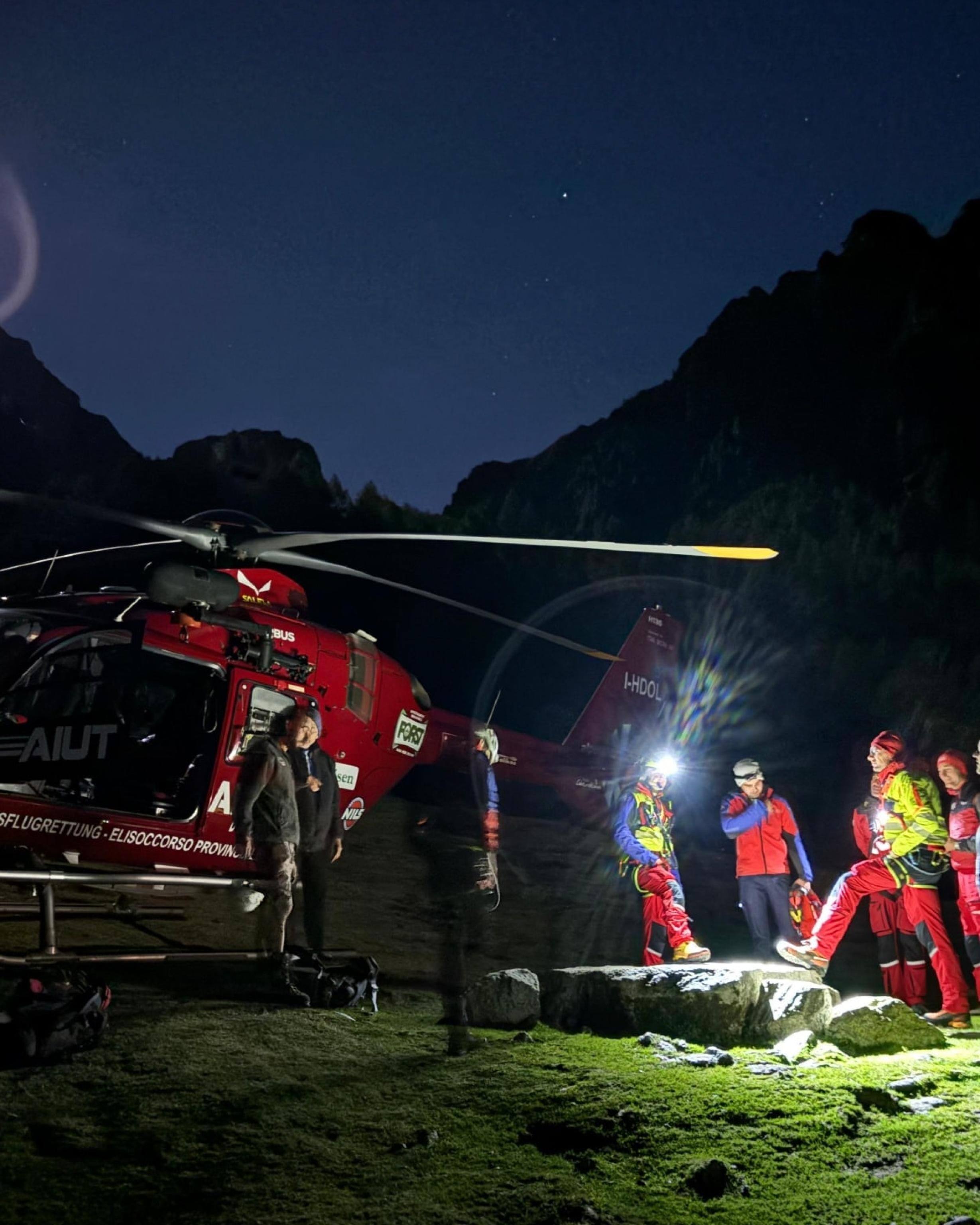 Intervento notturno Aiut Alpin Dolomites