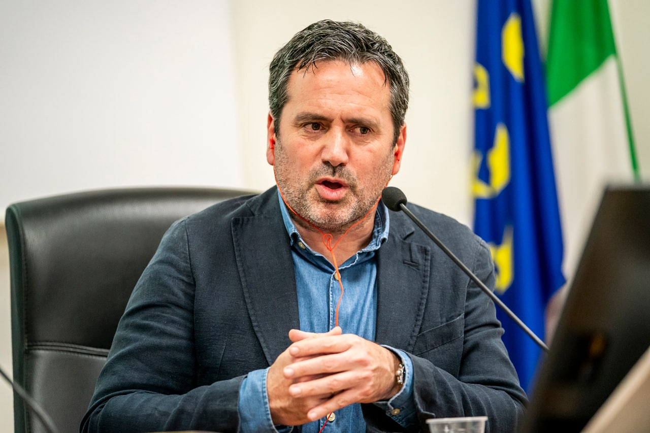 Alvaro Bilbao alla presentazione del suo libro a Milano