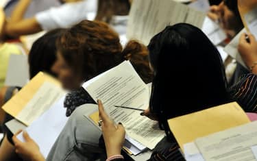 concorsisti seduti in aula