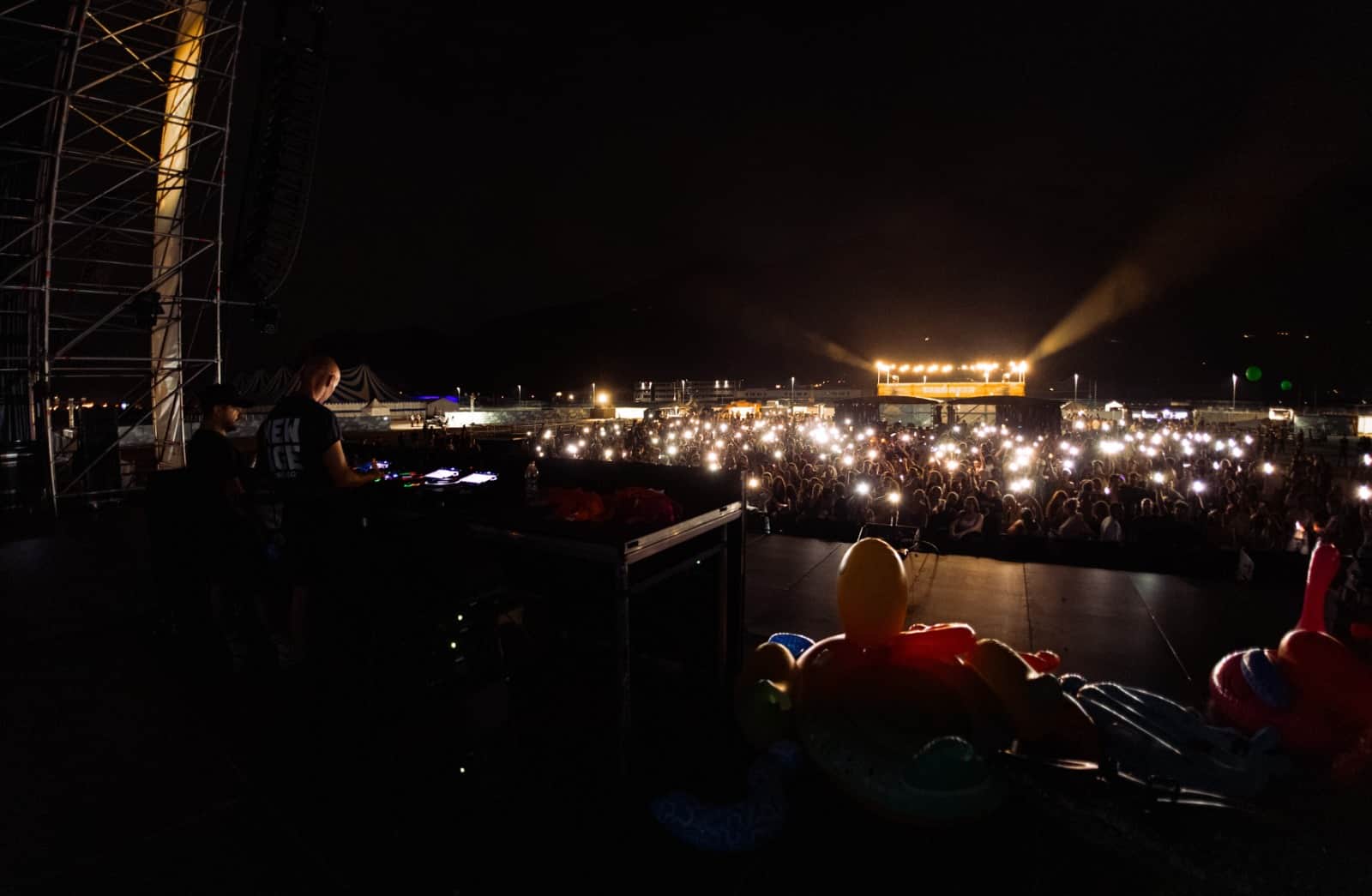 La serata inaugurale del festival: "Random - Una festa a caso"