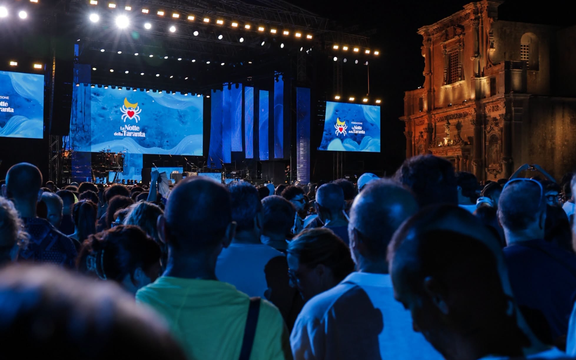 Notte Della Taranta 2026 Il Concertone Si Aperto Con L Inno D Italia notte-della-taranta-2026-il-concertone-si-aperto-con-l-inno-d-italia