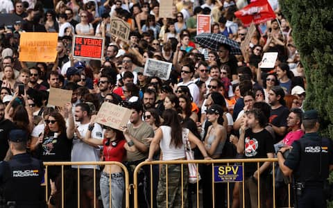 epa13278361 People take part in a demonstration against the housing crisis in Valencia, Spain, 03 October 2026. Several demonstrations across the main cities of Spain are calling on the authorities to solve the housing problems. The eviction of an 87-year-old woman from her rental home after 70 years on 23 September 2026 prompted people across the country to take to the streets against the ongoing housing crisis. The government failed on 02 October in its attempt to pass its proposed emergency housing decrees in the Lower Chamber of the Spanish Parliament.  EPA/Kai Forsterling
