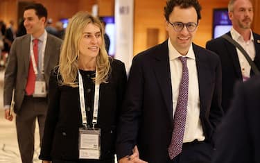 Cami Clark e Dario Amodei