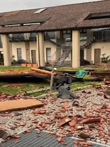 I danni causati dal maltempo nel Cremonese, con alcune case scoperchiate e famiglie evacuate, 9 settembre 2026 ANSA /  Mauro Cabrini