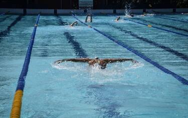 Riaperta la piscina comunale centro sportiovo Saini dopo il lockdown chiusura per l’emergenza coronavirus Covid-19