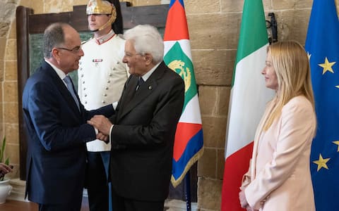 Il Presidente della Repubblica Sergio Mattarella accoglie Bajram Begaj Presidente dell' Albania in occasione della cerimonia di apertura dei XX Giochi del Mediterraneo Taranto 2026  
(foto di Francesco Ammendola - Ufficio per la Stampa e la Comunicazione della Presidenza della Repubblica)