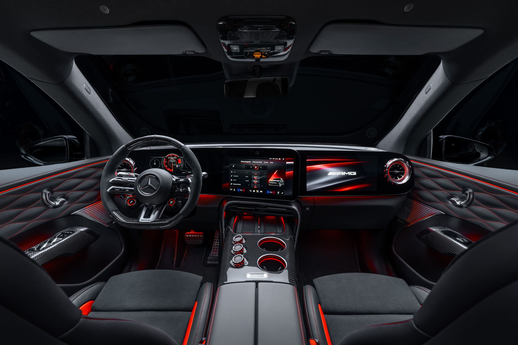 Der neue Mercedes-AMG GT SUV, Affalterbach, 2026.Mercedes-AMG GT 55 SUV | Energieverbrauch kombiniert 23,8-21,2 kWh/100 km | CO2 Emissionen kombiniert 0 g/km | CO2-Klasse: A The all-new Mercedes-AMG GT SUV, Affalterbach, 2026.Mercedes-AMG GT 55 SUV | Combined energy consumption 23.8-21.2 kWh/100 km | Combined CO₂ emissions 0 g/km | CO₂ class: A 
