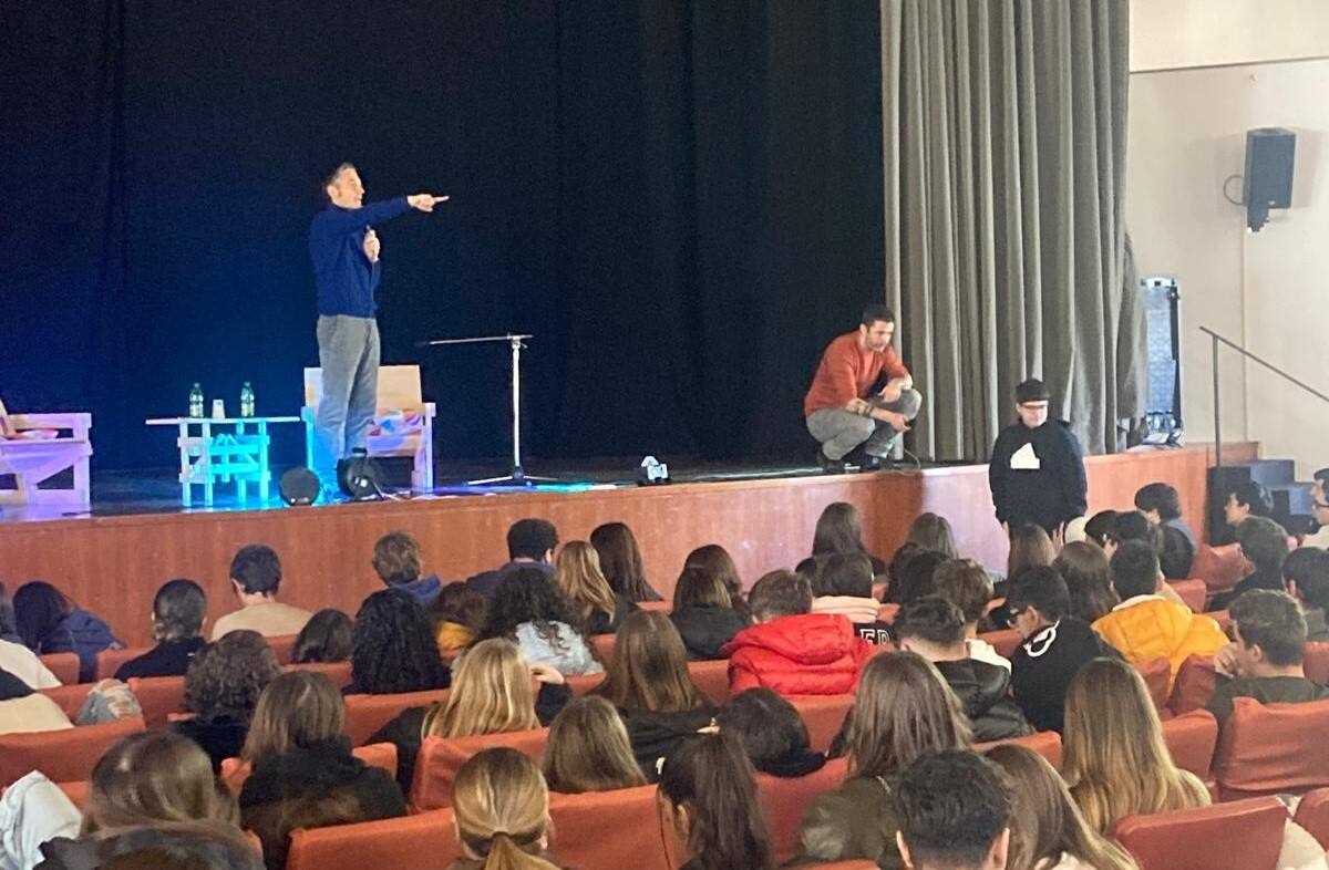 Pablo Trincia e Omar Schillaci al liceo Maior di Pescara