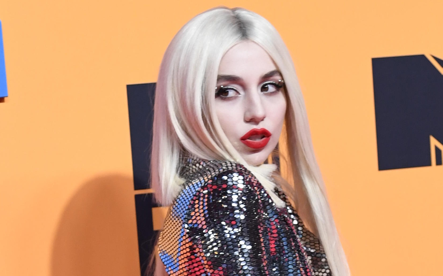 Ava Max, il nuovo singolo è Million Dollar Baby