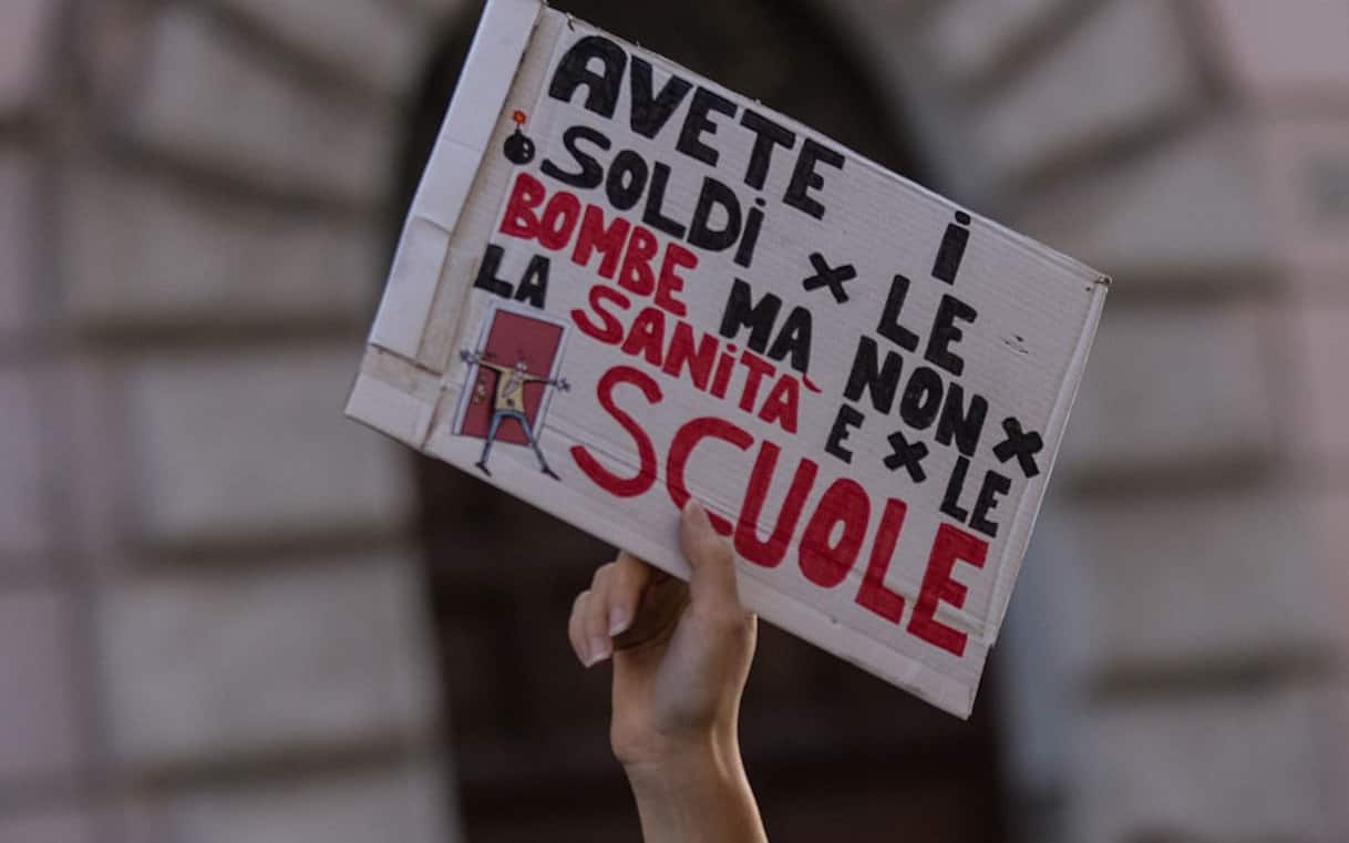 Sciopero generale, stop nel settore pubblico e privato. Allerta per cortei. LIVE - Sky TG24
