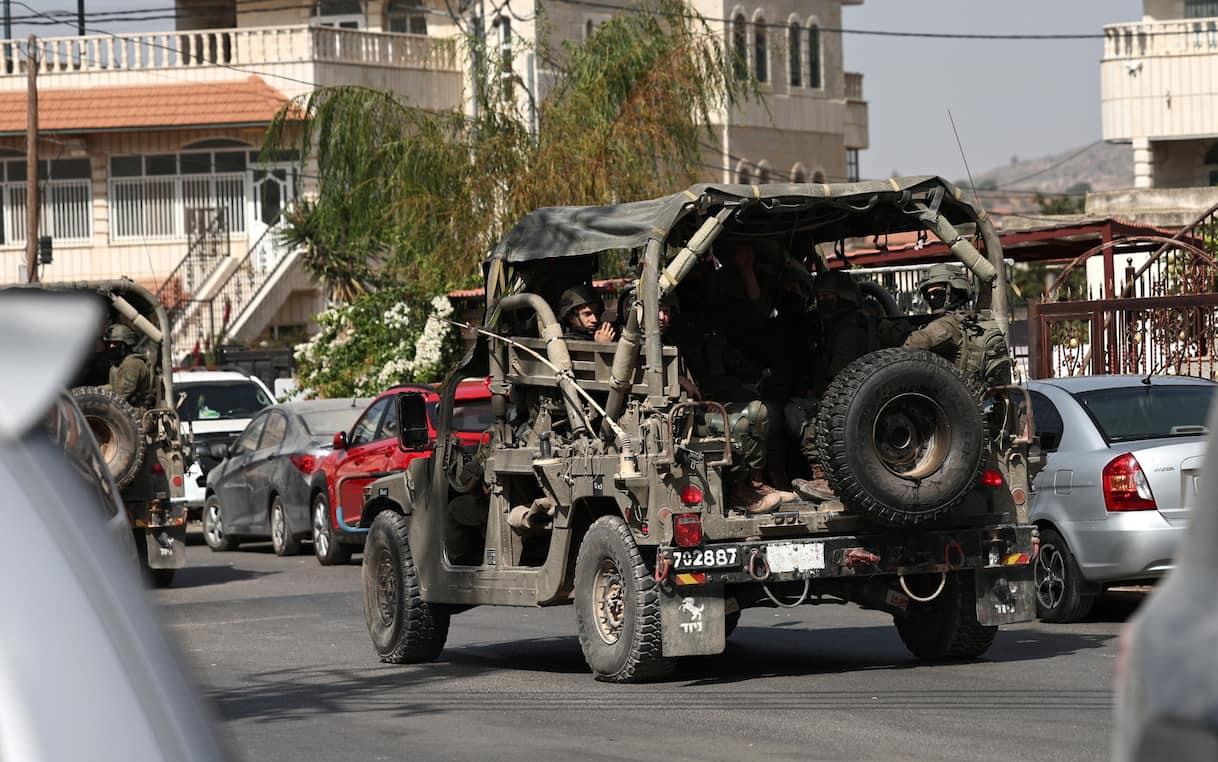 Medioriente, blitz Idf in Cisgiordania, decine di arresti. Esplosioni a Riad. LIVE - Sky TG24