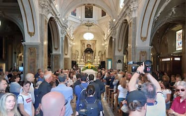 I funerali di Federico Gualtieri, uno dei cinque sub italiani morti alle Maldive, a Omegna (Verbania), 28 maggio 2026.  ANSA/MARCO GRITTI