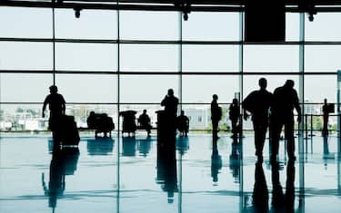 Passeggeri all'aeroporto di Istanbul