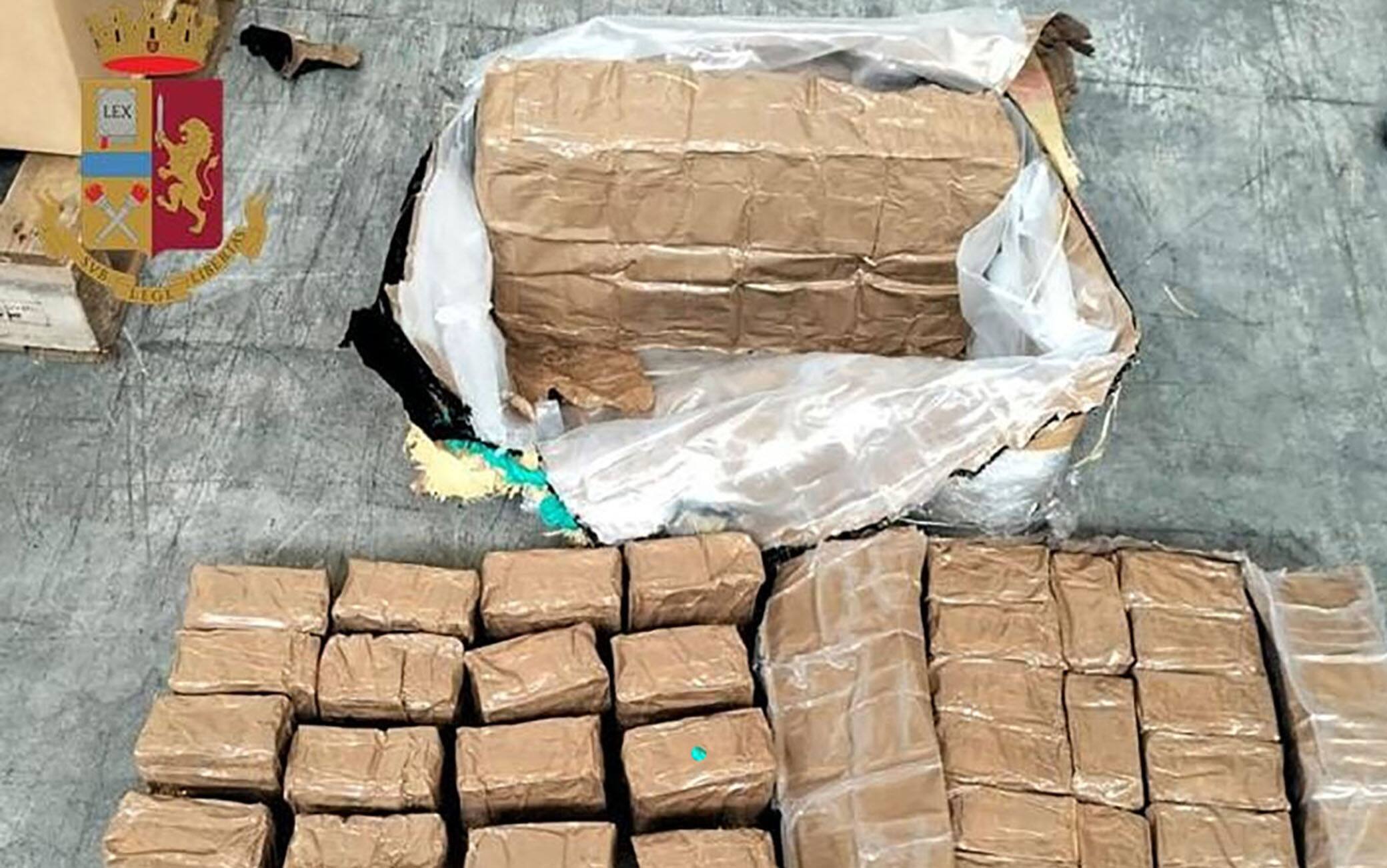 Polizia sequestra droga a Cologno - Per edizione Milano metropoli - 20 agosto 2022 - Foto Spf/ANSA