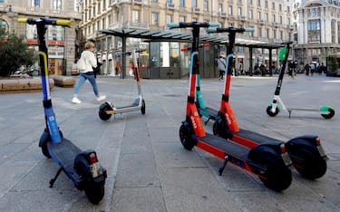 Monopattini a noleggio nelle strade del centro