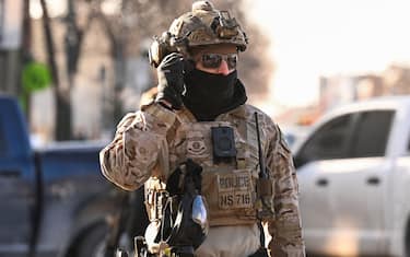 Un agente della US Customs and Border Patrol