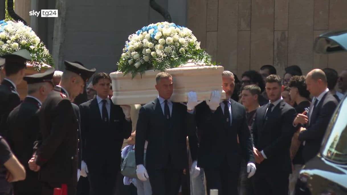 Tragedia Maldive, oggi i funerali di Montefalcone e della figlia