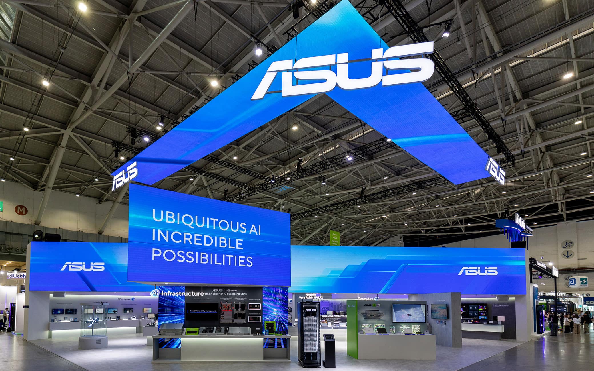 Lo stand di Asus