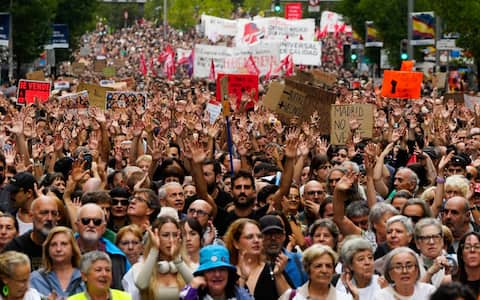 epa13278367 Protesters participate in a demonstration calling for the authorities to address the ongoing housing problems, in Madrid, Spain, 03 October 2026, a day after housing decrees introduced by the Spanish government to tackle