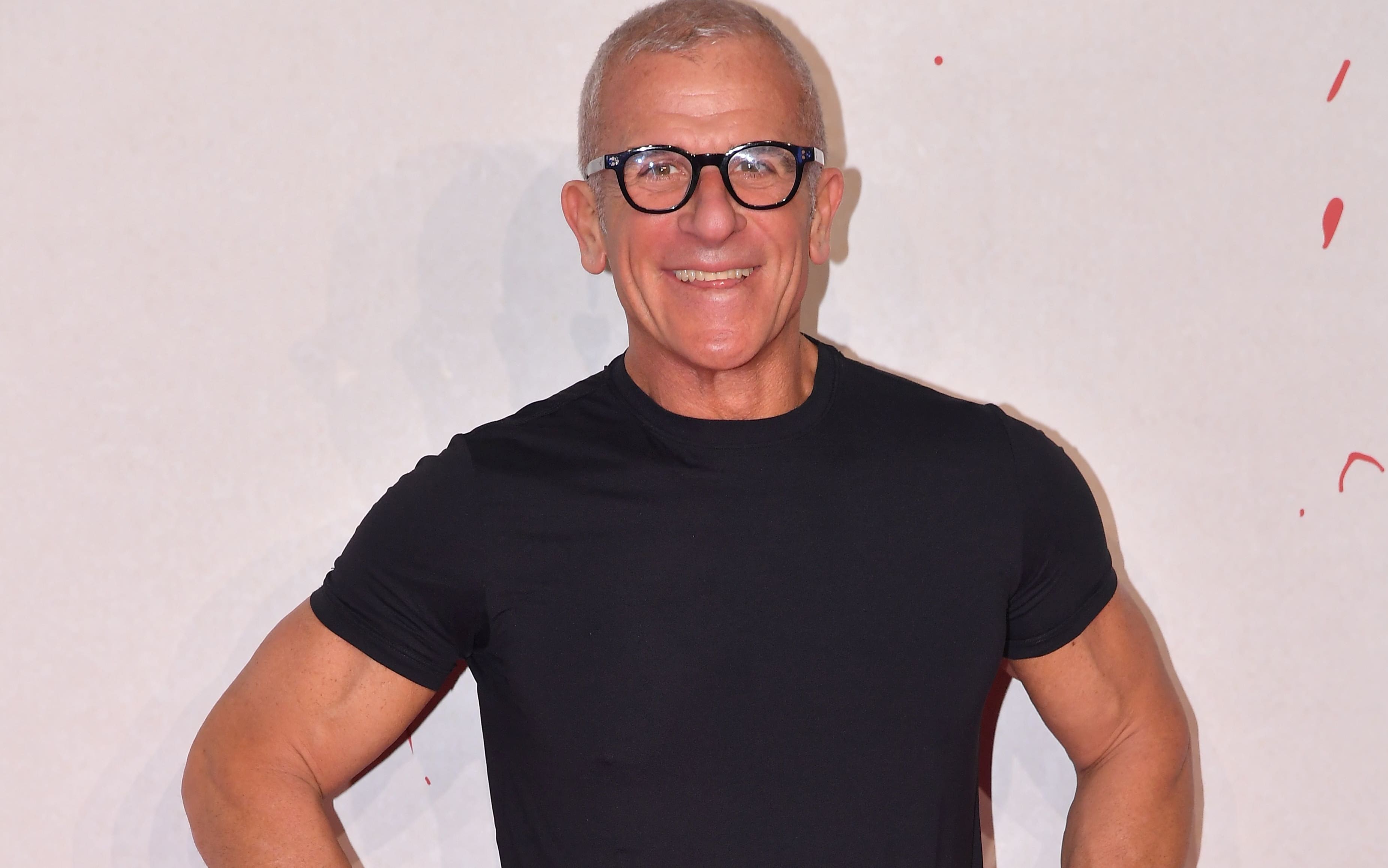 Max Mariola