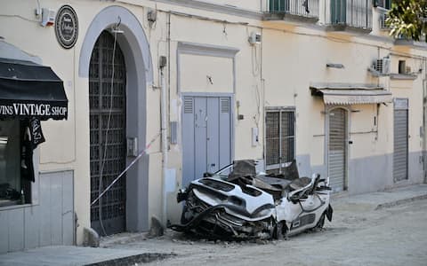 20260801 - CRONACA | NAPOLI  - POZZUOLI - Varie terremoto - 
ANSA/ FELICE DE MARTINO
