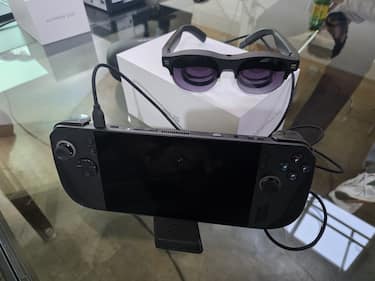 ASUS AirVision M1 Smart Glasses