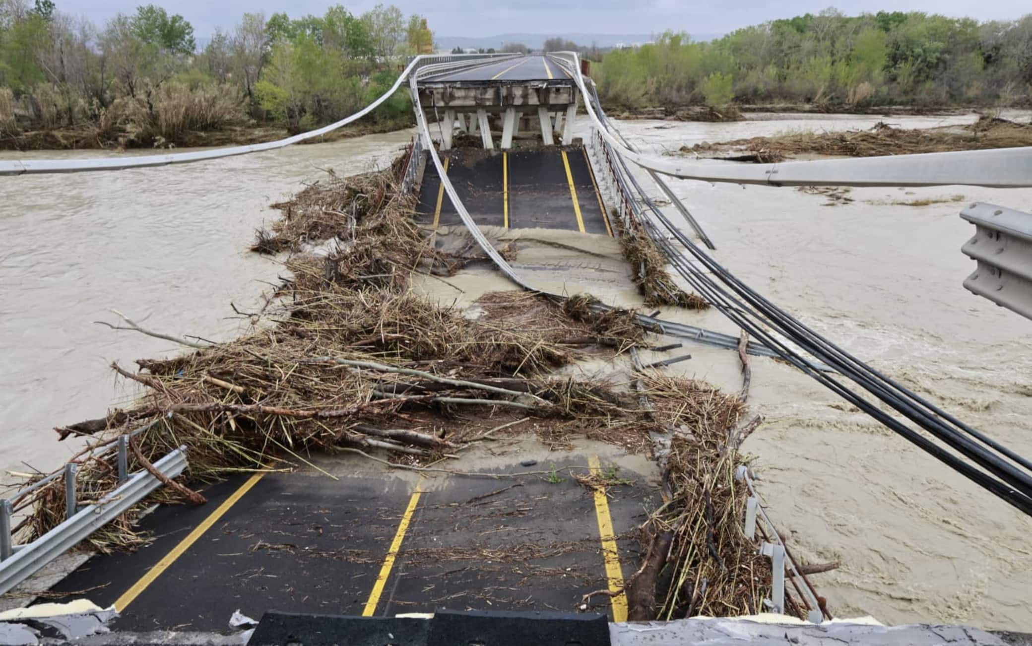 Crollo ponte sul Trigno