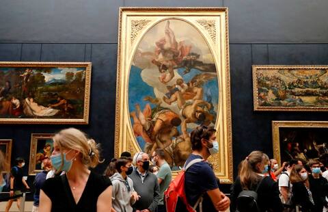 Parigi, il Museo del Louvre riapre dopo il lockdown. FOTO