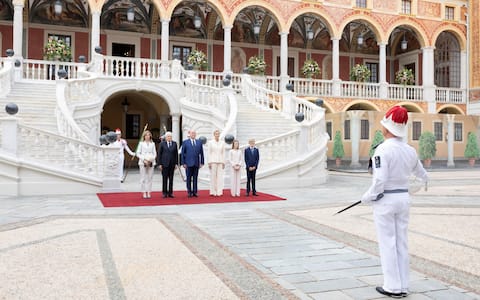 Il Presidente della Repubblica Sergio Mattarella e la Sig.ra Laura a Palazzo dei Principi, con S.A.S. il Principe, Alberto II di Monaco, e S.A.S. la Principessa, Charlène di Monaco
(foto di Francesco Ammendola - Ufficio per la Stampa e la Comunicazione della Presidenza della Repubblica)