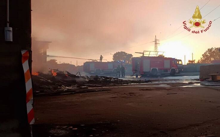 Incendio Voghera